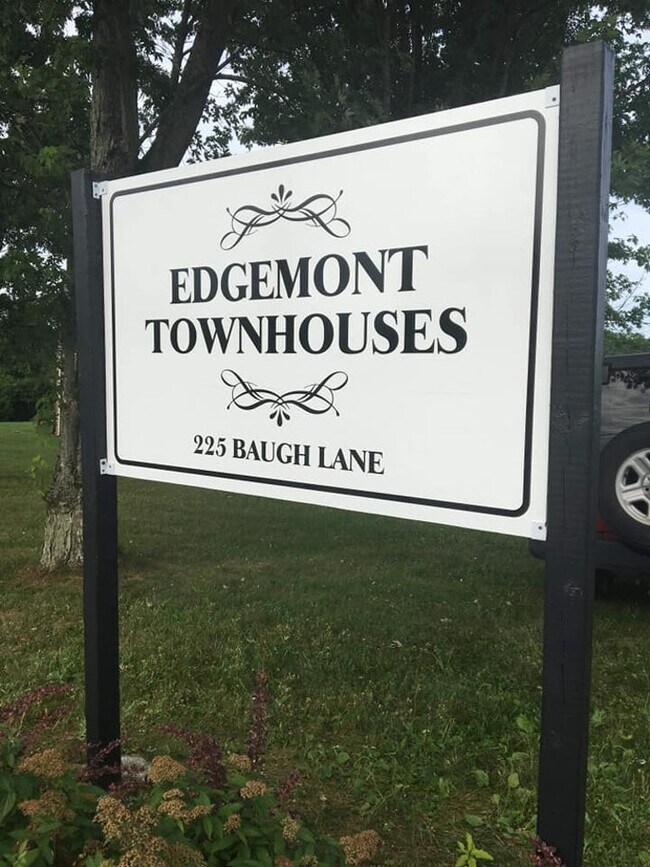 Foto del edificio - 225 Baugh Ln NE