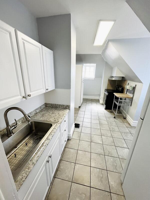 Foto del edificio - 271 E St E