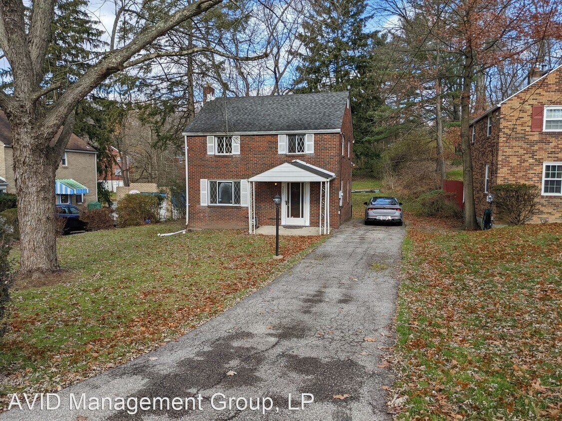 Primary Photo - 3 br, 1 bath House - 3005 Laketon Rd