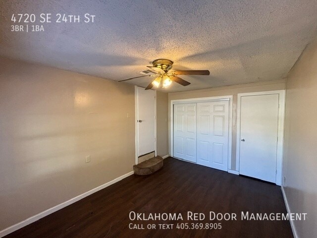 Foto del edificio - 4720 SE 24th St