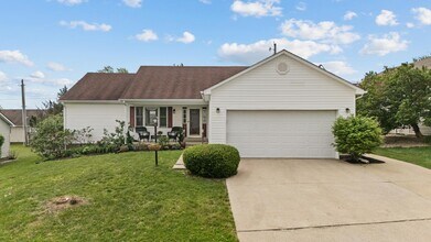 Building Photo - 307 Foxglove Ln
