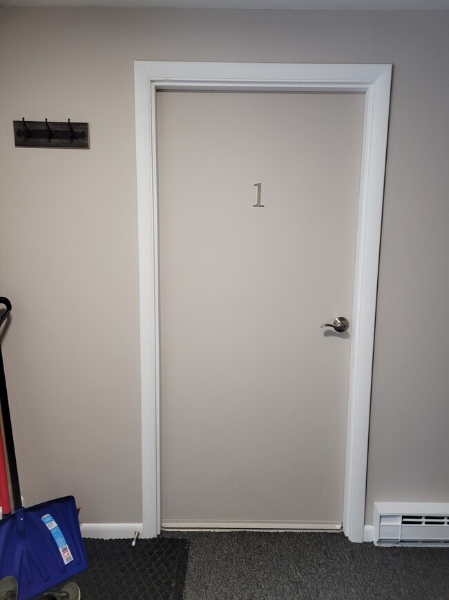 Imagen de la entrada de la unidad 1 - 7 Callahan Dr