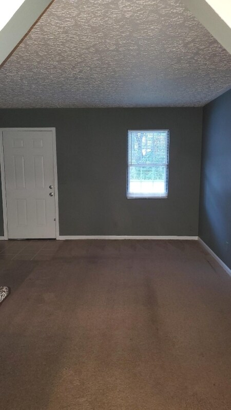 Foto del edificio - 55 Plum Orchard Rd