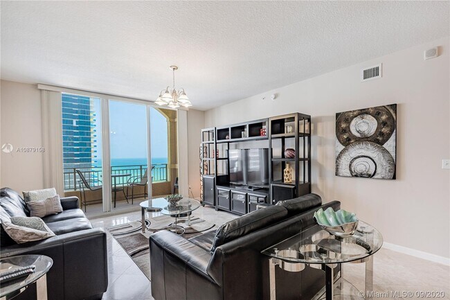 Building Photo - 2080 S Ocean Dr