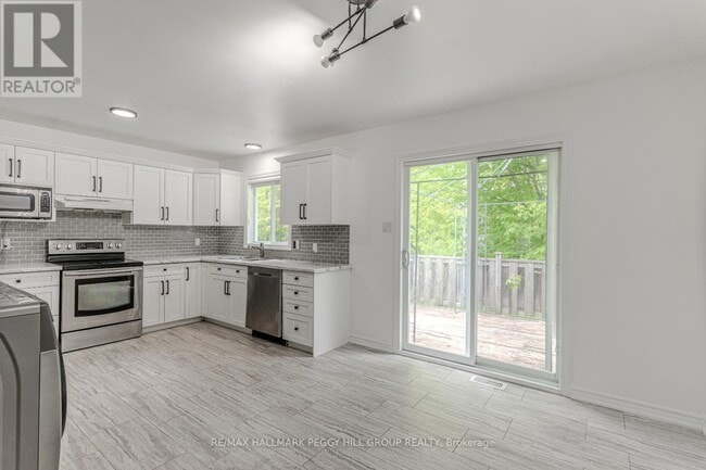 Building Photo - 32 54th St S