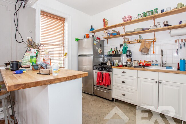 Foto del edificio - 160 Franklin St