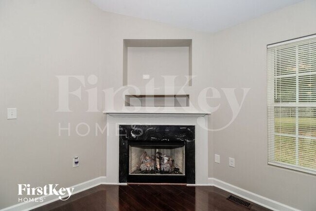 Foto del edificio - 1202 Sagewood Ln