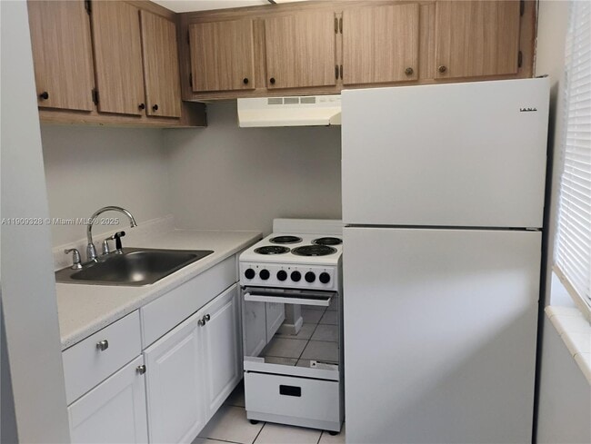 Foto del edificio - 4020 Funston St