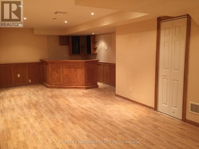 Building Photo - 2770 Quill Crescent