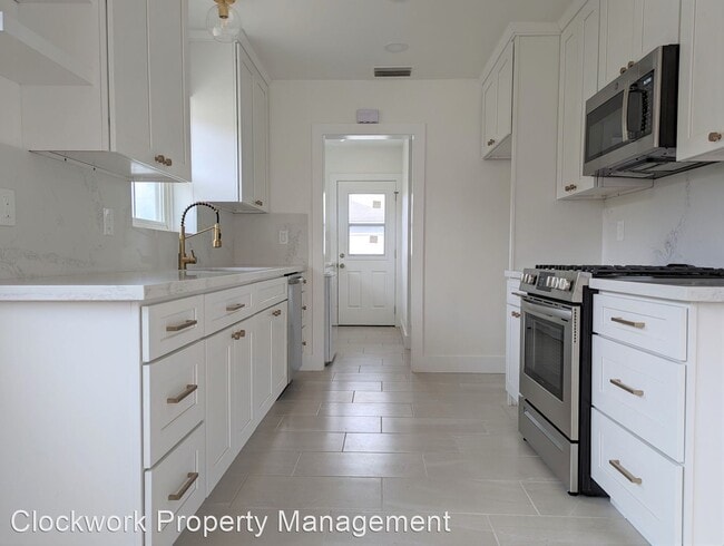 Foto del edificio - 3 br, 2 bath House - 15214 Tricia Ln