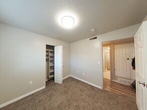 Building Photo - 1336 N 1230 W