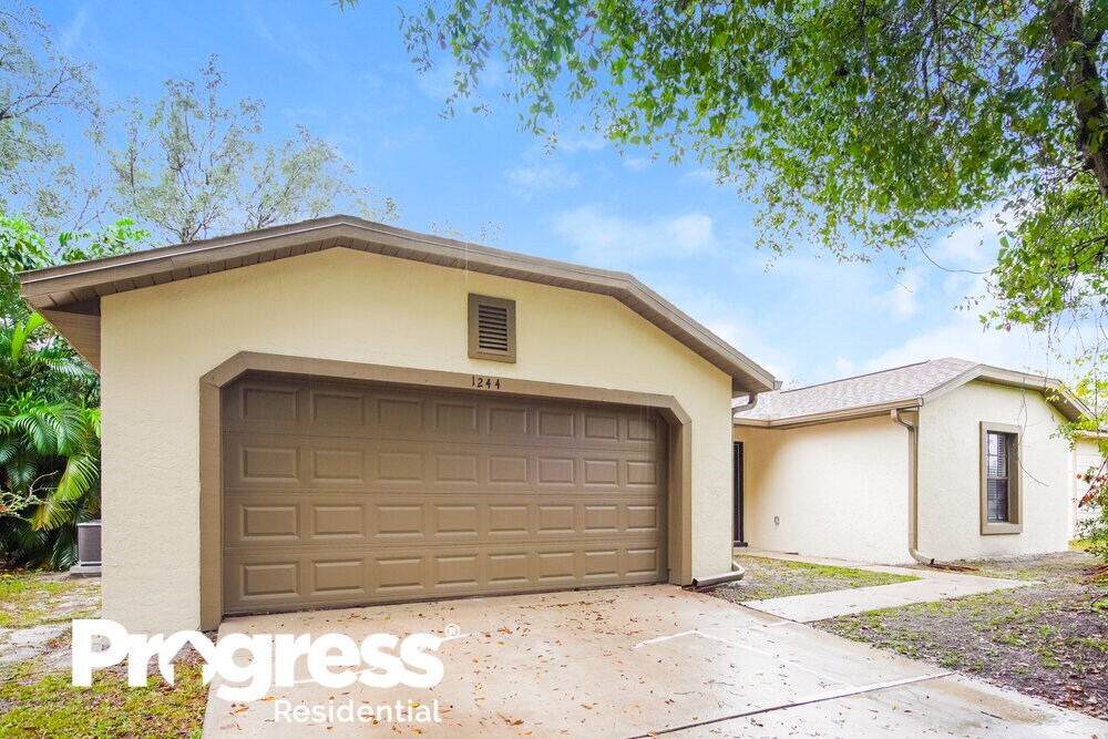 Foto principal - 1244 N Timberland Trail