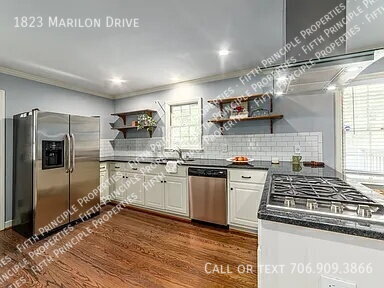 Building Photo - 1823 Marilon Dr