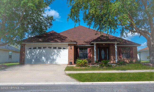 Building Photo - 7350 Hawks Cliff Dr
