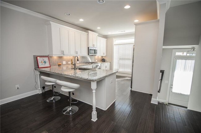 Foto del edificio - 4011 Dunwoody Trace