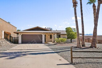 Building Photo - 171 Impala Ln