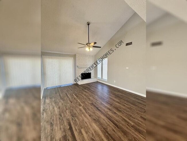 Building Photo - 14218 High Point Dr