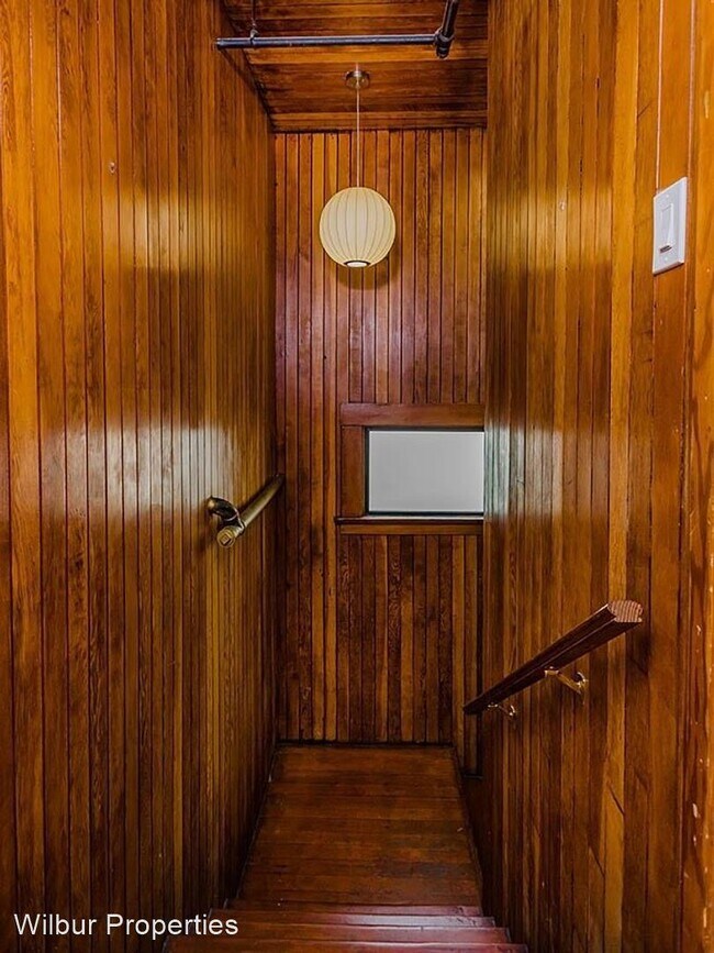 Foto del edificio - 640-642 Ramona St