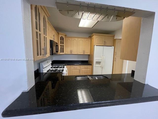 Building Photo - 18051 NW 68th Ave