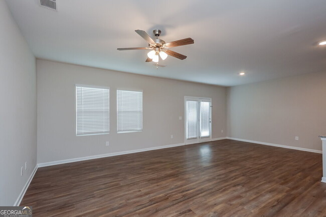 Building Photo - 3875 Newbury Pl Dr