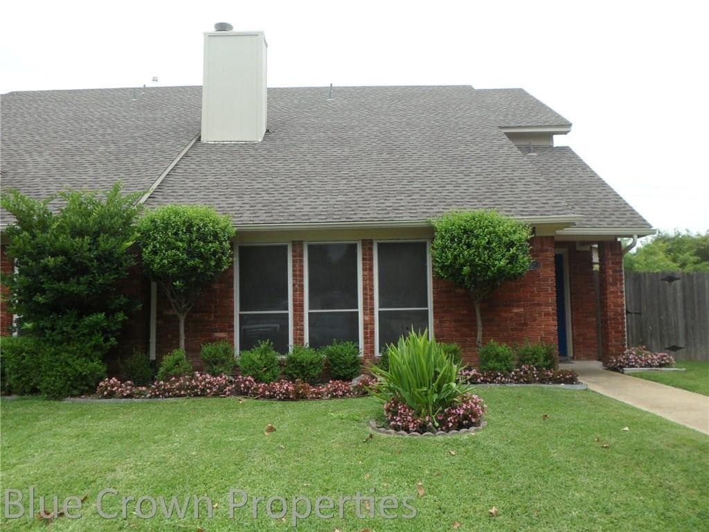 Primary Photo - 9327 Highedge Cir