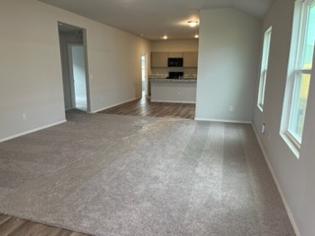 Building Photo - FIRST MONTH FREE!