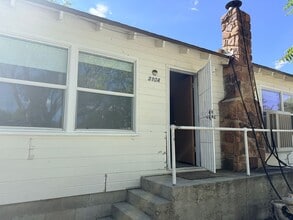 Building Photo - 310 Shepard Ln