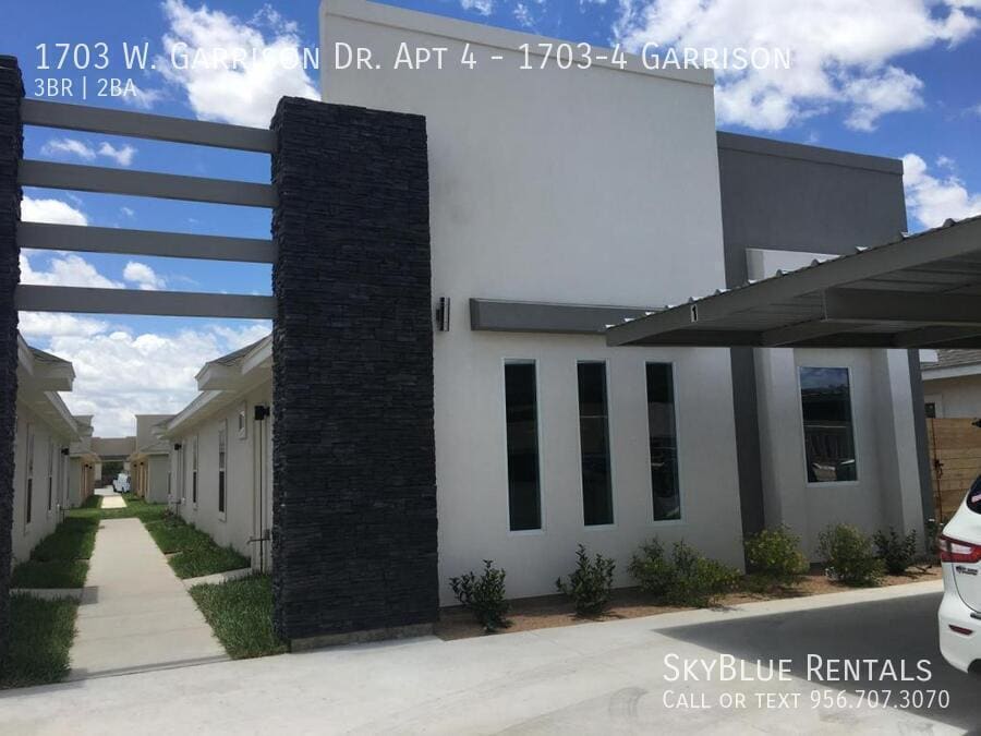 Foto principal - 1703 W Garrison Dr