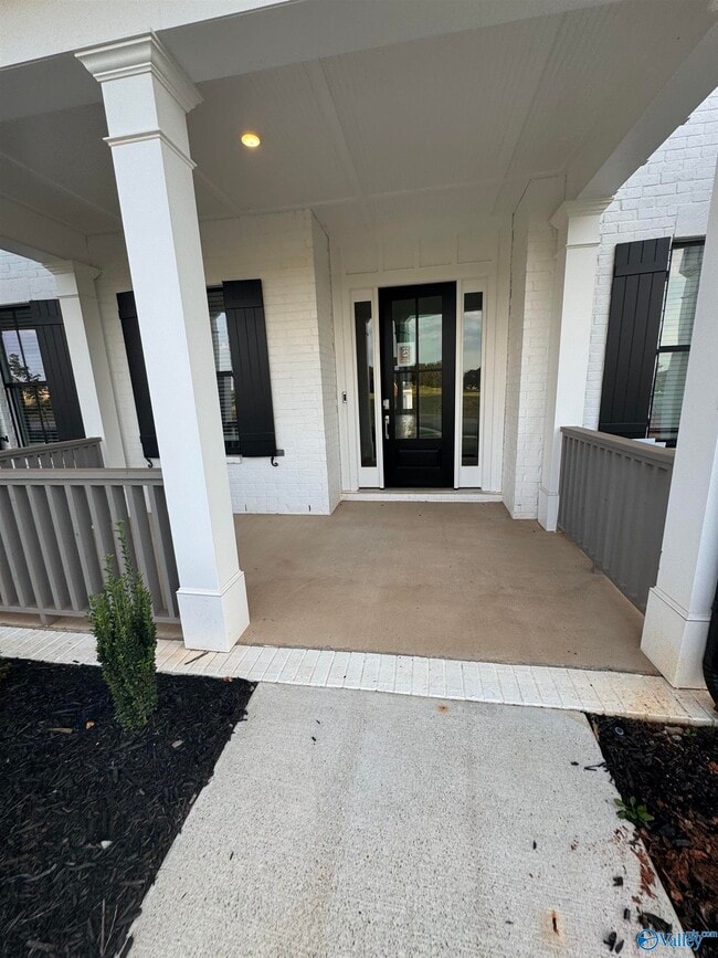 Building Photo - 113 Moss Brk Ln