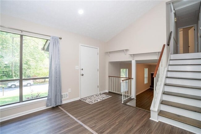 Foto del edificio - 2759 Shetland Ln NW