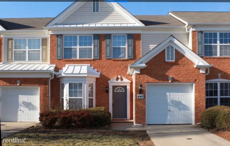 Primary Photo - 3 br, 2.5 bath Townhome - 446 Old Towne Drive
