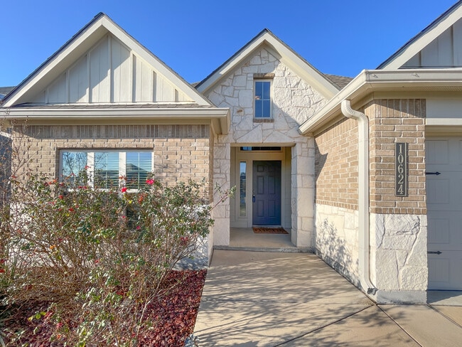 Foto del edificio - 10624 Langham Dr