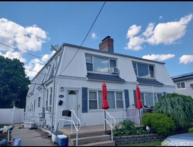 Primary Photo - 225 Parkside Ct