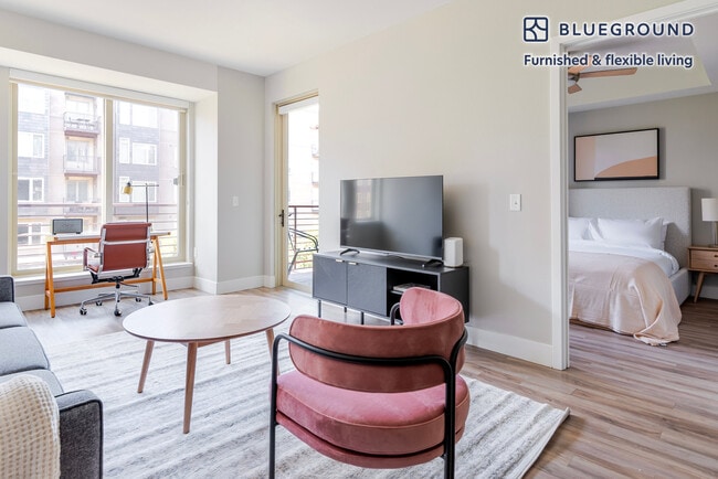 Building Photo - 545 San Antonio Rd