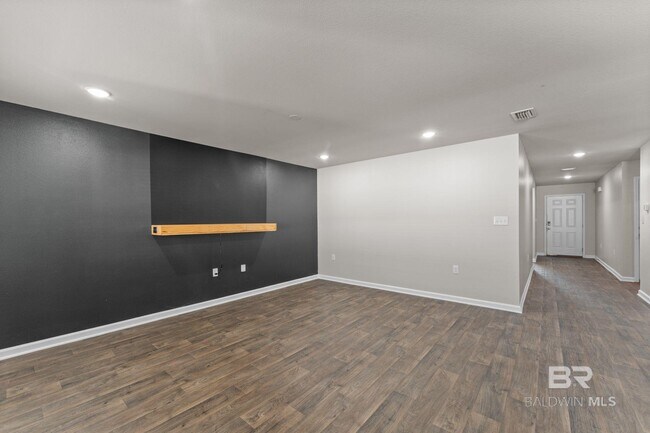 Foto del edificio - 10767 War Emblem Ave