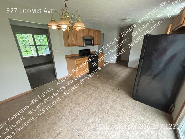 Foto del edificio - 827 Loomis Ave