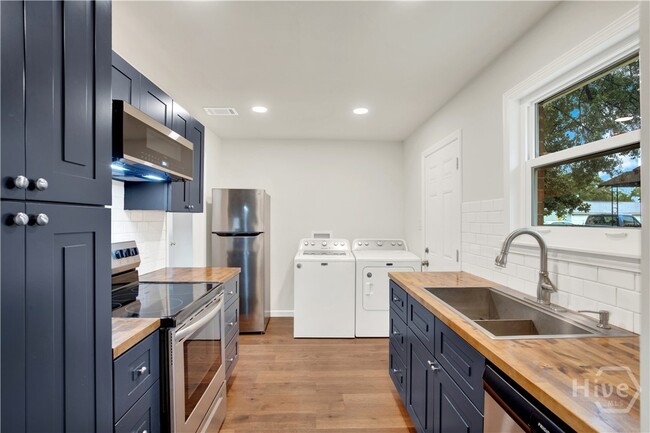 Foto del edificio - 2205 Iowa St