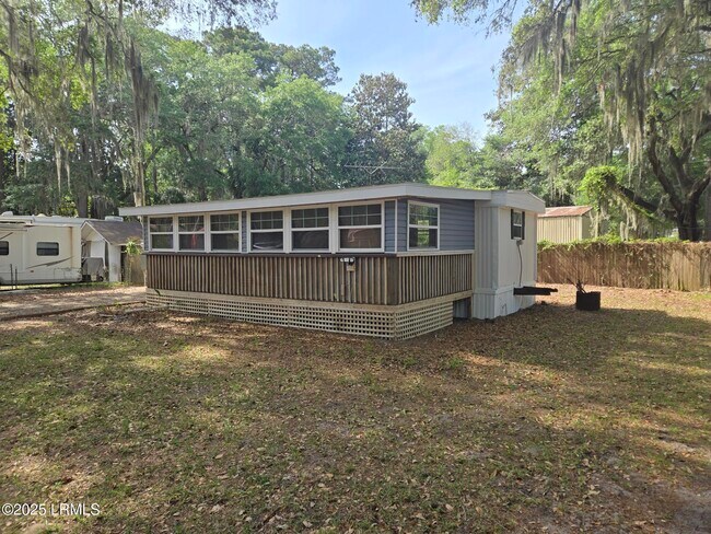 Building Photo - 28 Mixon Rd