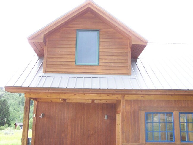 Foto del edificio - 1555 Game Creek Ln