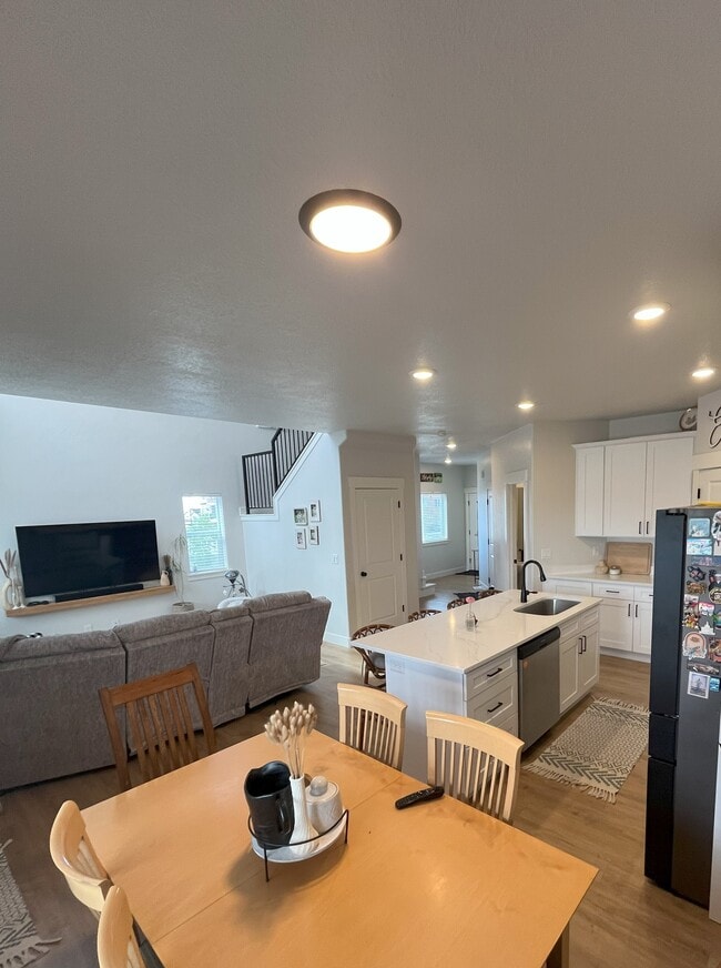 Kitchen/Living Area - 525 W Caroles Way