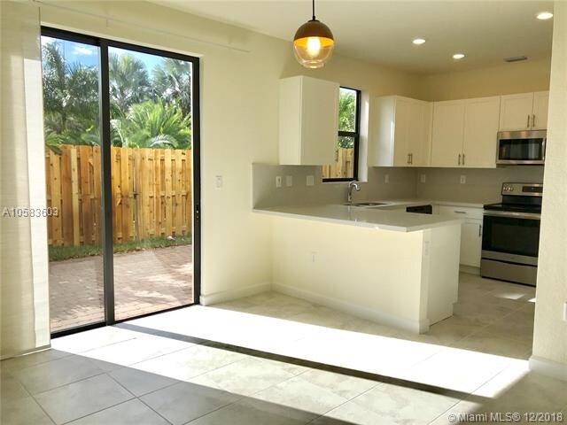 Foto del edificio - 4707 SW 51st St