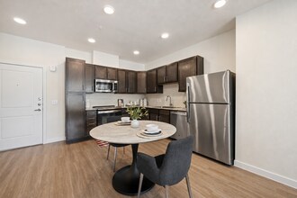 Building Photo - Ekos City Heights