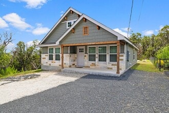 Building Photo - 1777 Point View