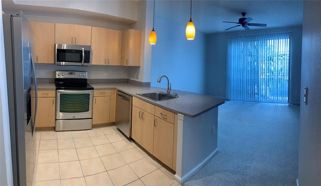 Foto del edificio - 533 NE 3rd Ave