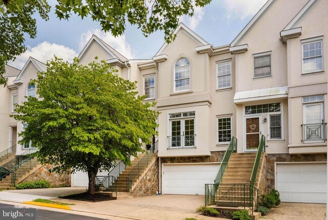 Building Photo - 4022 Dogberry Ln
