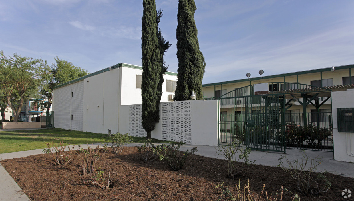 Jardín de rosas Apartaments - Rose Garden Apartments