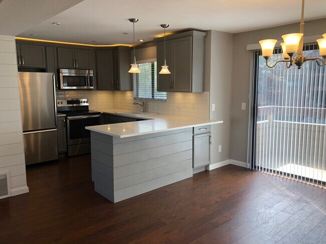 Cabinet Lighting Above and Under - 422 Wright St