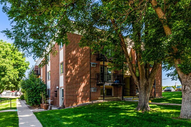 Building Photo - Freshly updated Two bed one bath for rent  New attractive price