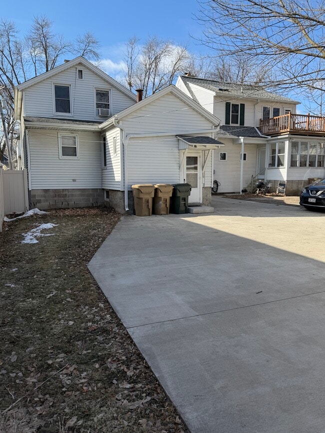 Back yard where 2 parking spaces are possible - 145 N Franklin St