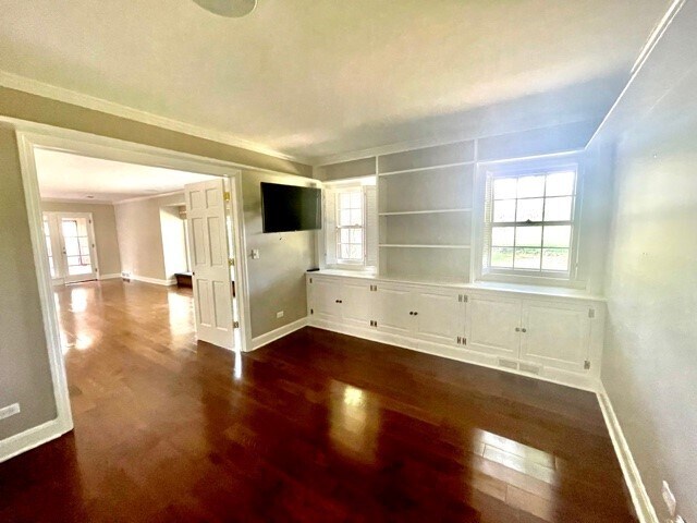 Foto del edificio - 840 Heather Ln